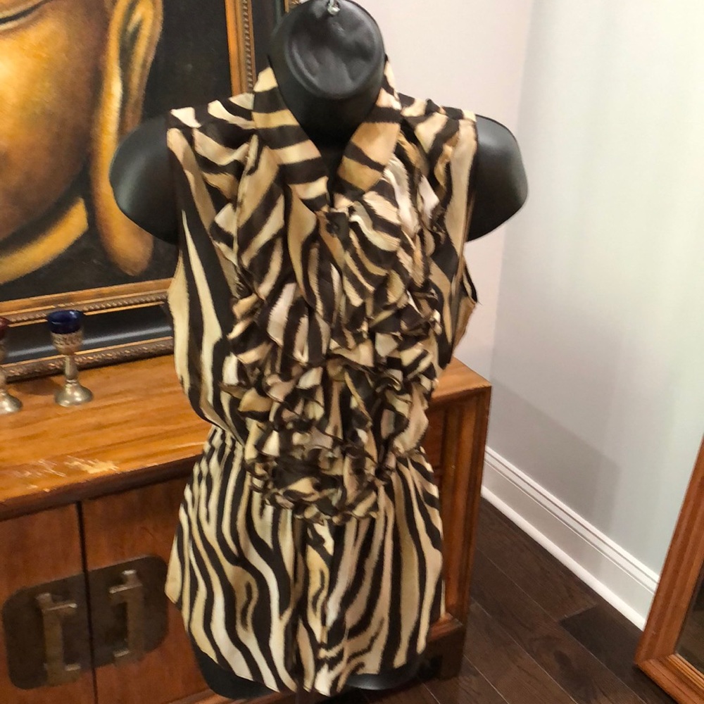 ZEBRA 🦓 PRINT RUFFLE SHIRT IN BROWN TONES - Picture 3 of 7